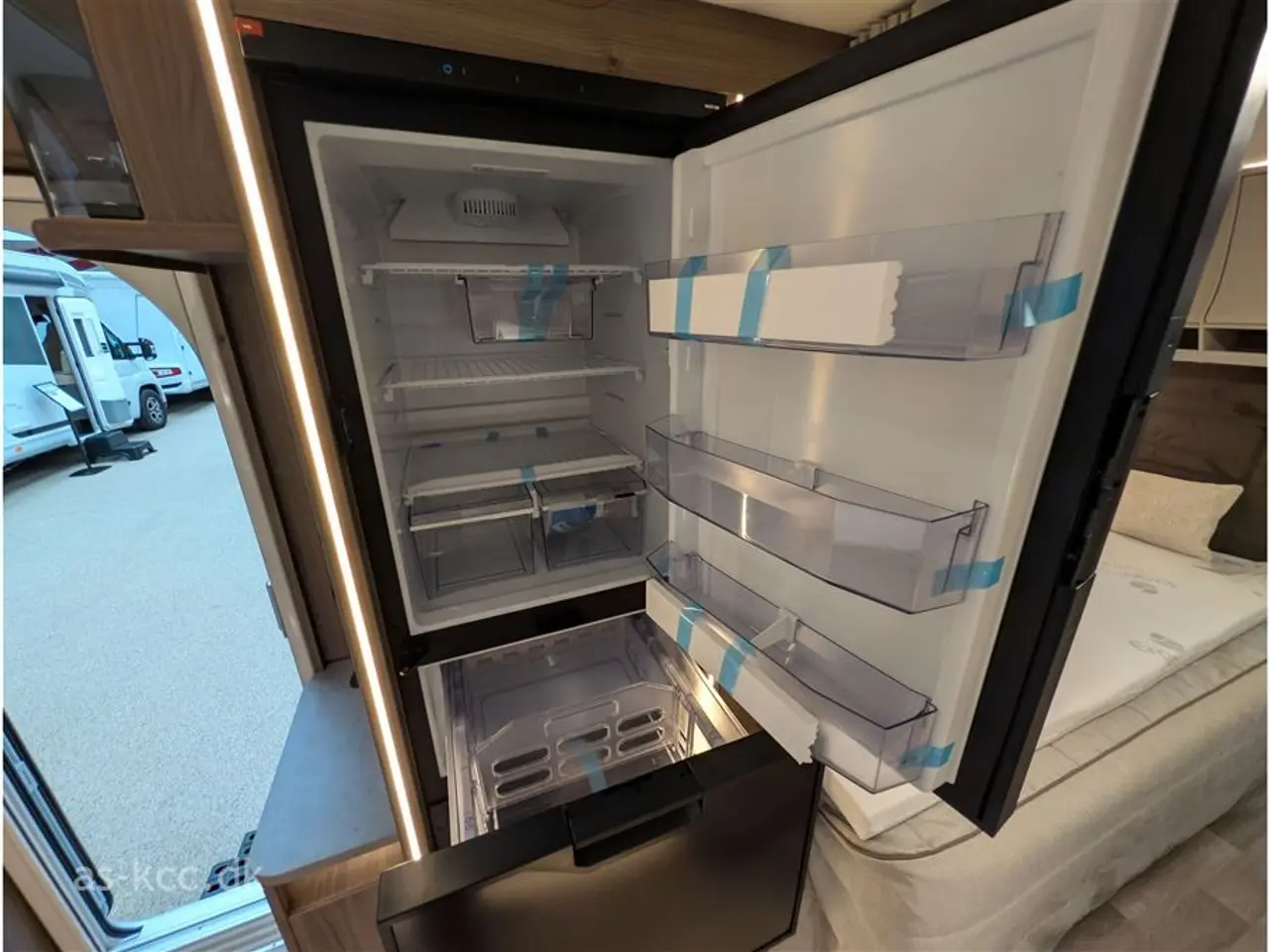 Billede 24 - 2027 - Kabe Royal 600 E TDL KS