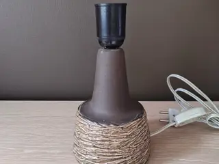 Flot keramik bordlampe