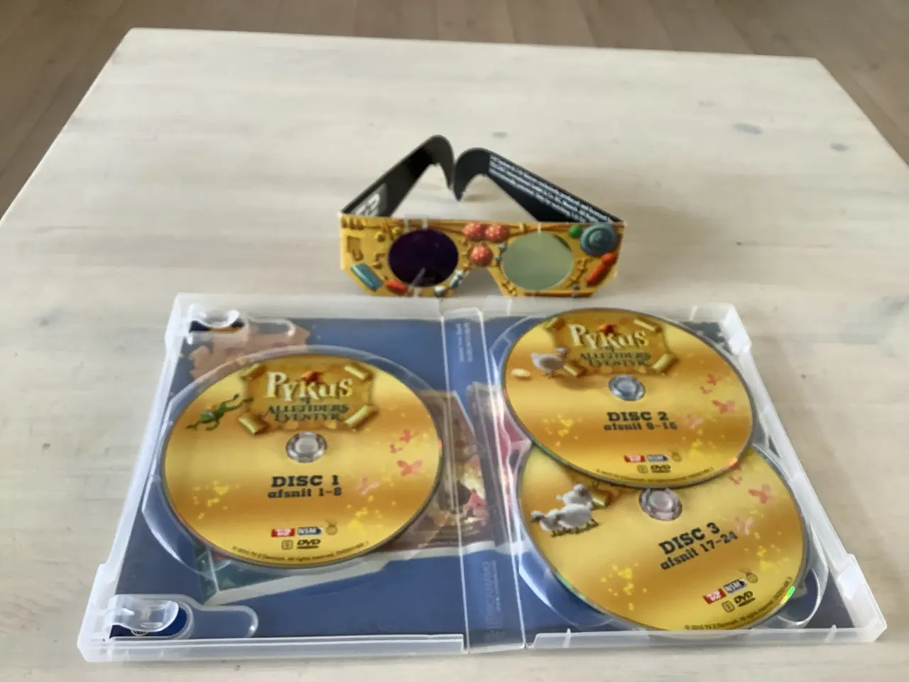 Billede 3 - Pyrus Alletiders Eventyr DVD med 3D briller 