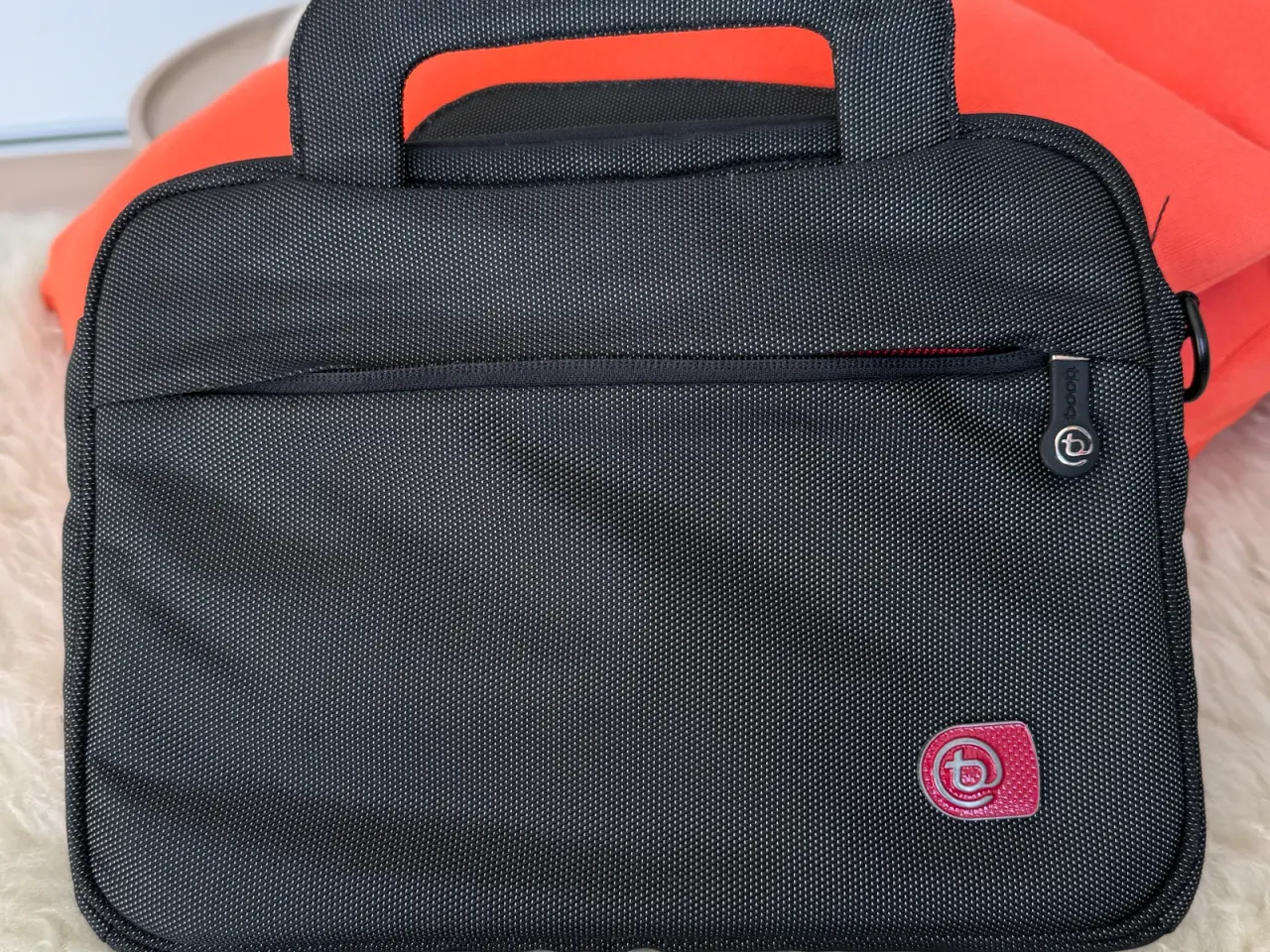 Billede 2 - Flot Booq computer taske til Apple IPad mm