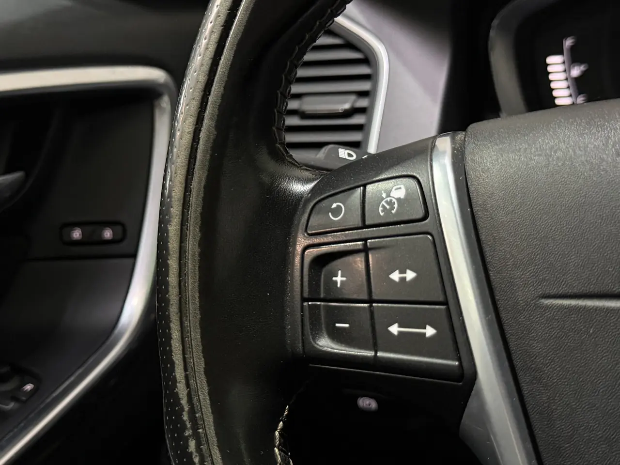 Billede 9 - Volvo XC60 2,0 D4 200 R-Design aut.