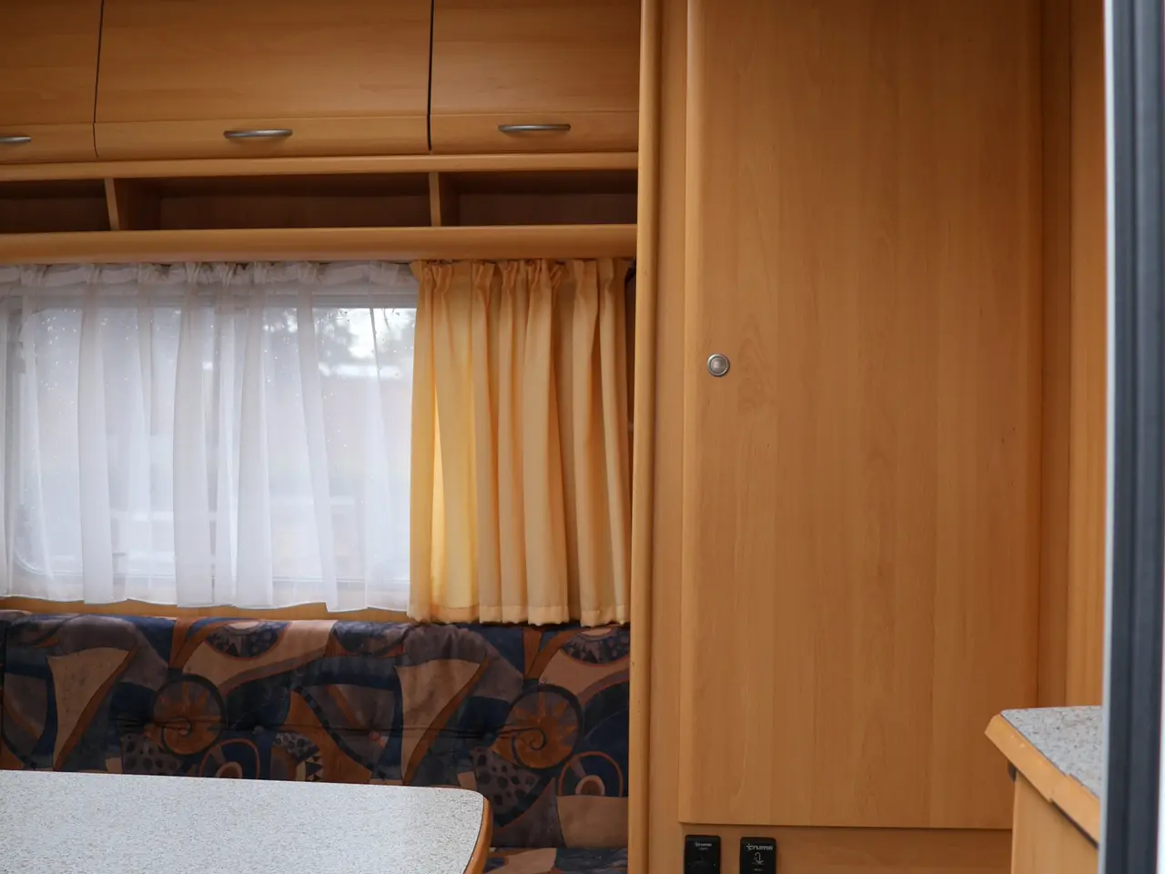 Billede 14 - Nysynet Dethleffs campingvogn årg 2000 model EG2