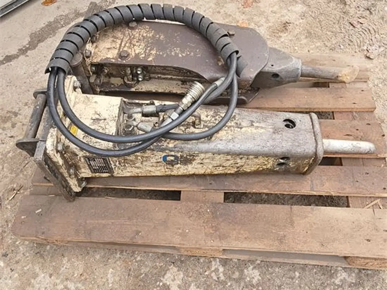 Billede 4 - Furukawa F2LN & F2 -  For 1-  3 ton gravemaskine / For 1 - 3 ton 2 styk / 2 units