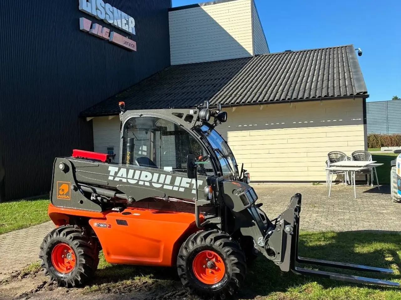 Billede 8 - Ausa T 144 H ( kan fragtes på maskintrailer )