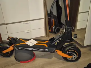 Løbehjul med go i