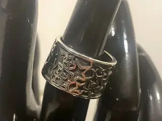 * Sterlingsølv; Lækreste fingerring - med stjerner