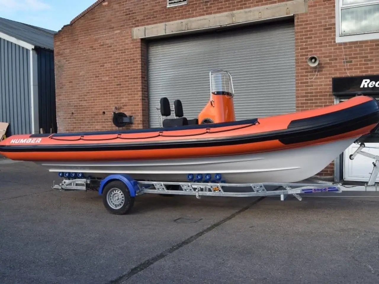 Billede 1 - NY HUMBER DEFENDER 7.0 200HK
