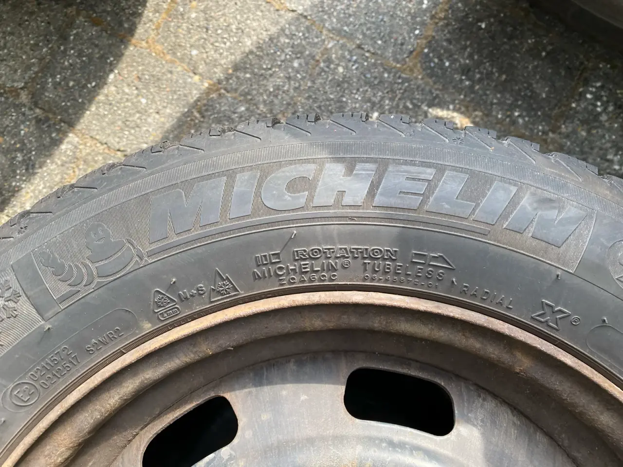 Billede 2 - 4 stk vinterdæk/vinterhjul 15” 185/65 R15