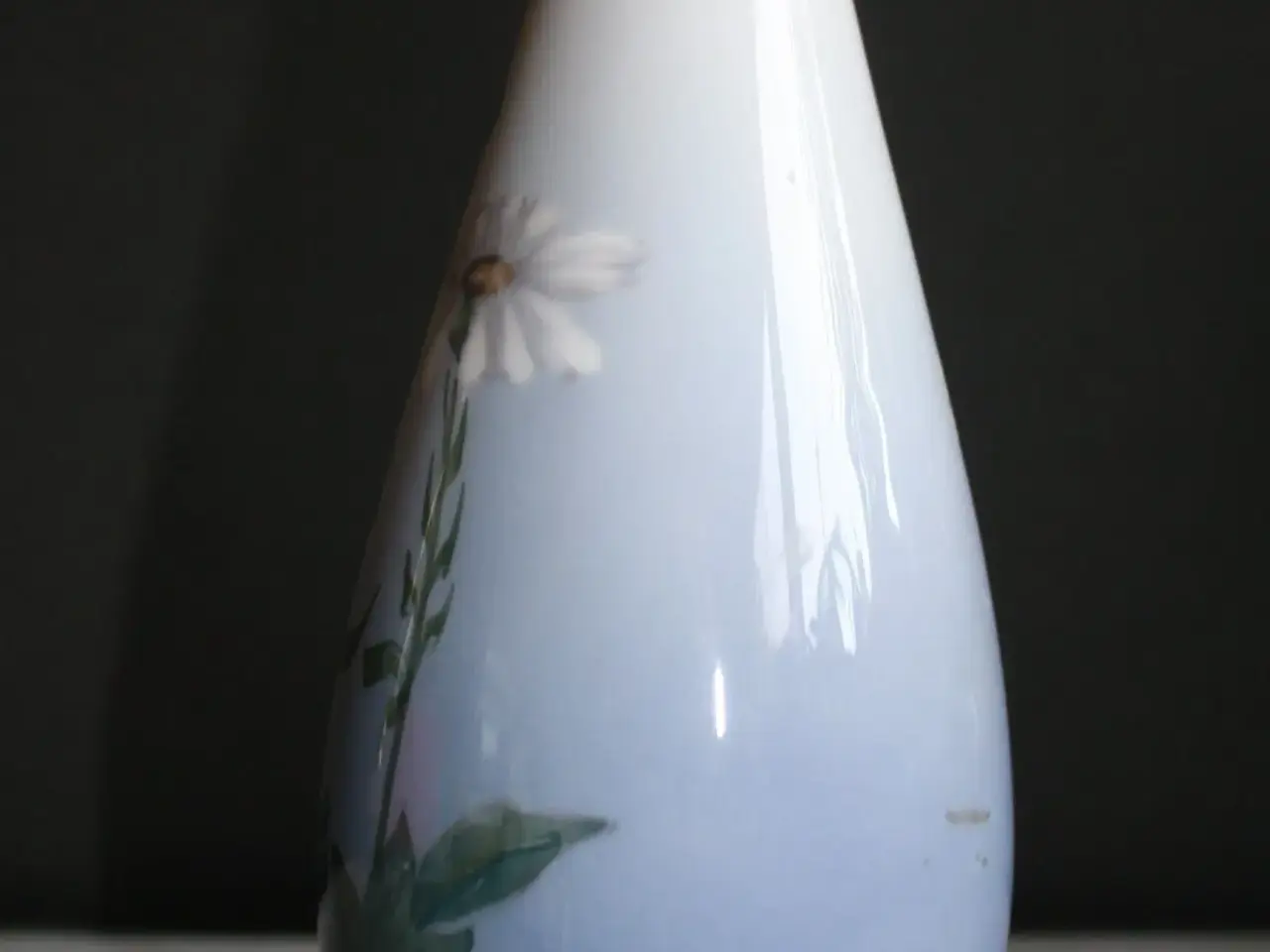 Billede 6 - Vase med blomster fra Royal Copenhagen 500 kr.