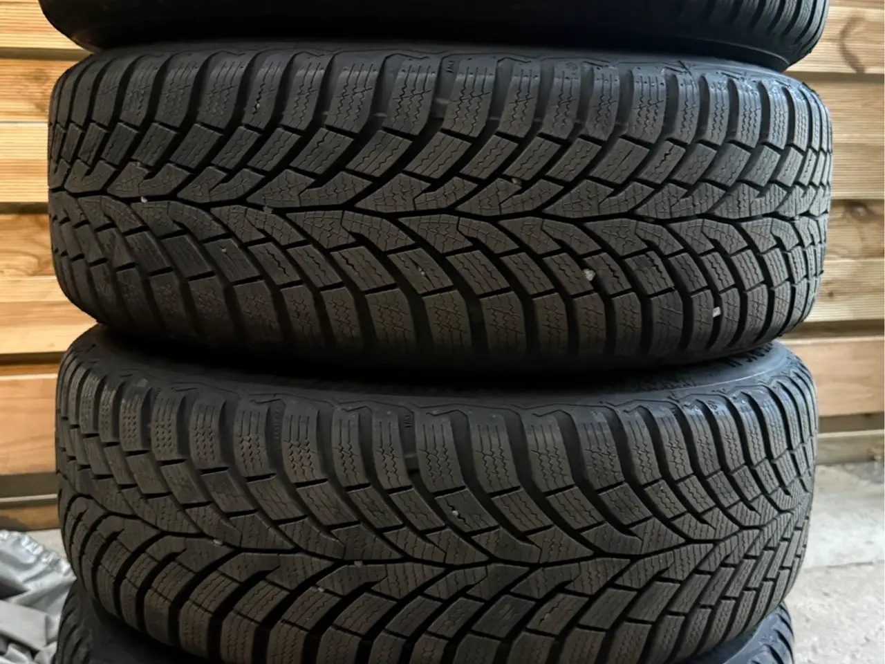 Billede 2 - Toyota Yaris Alu 16" SOM NY vinterhjul