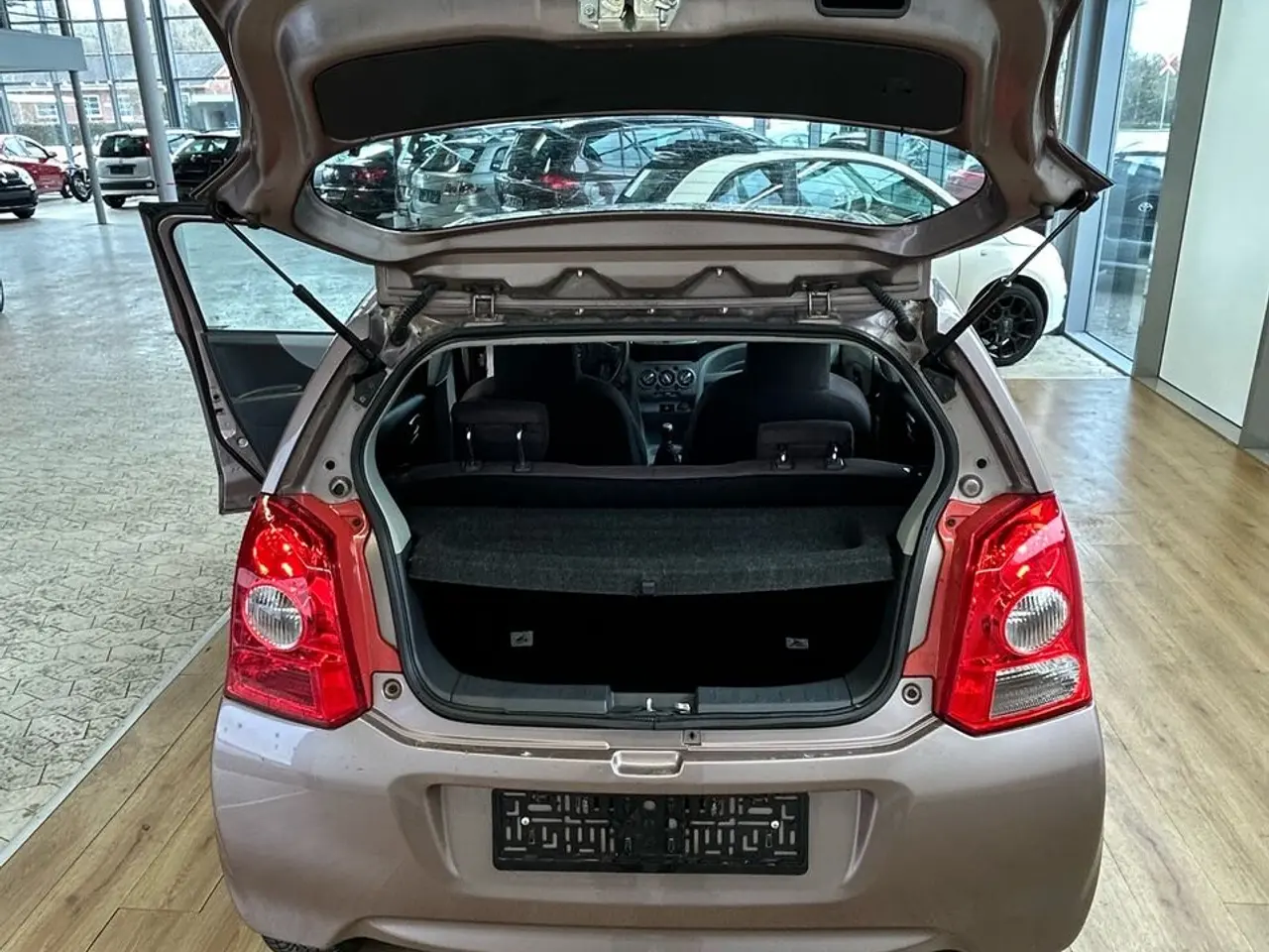 Billede 11 - Suzuki Alto 1,0 12V 68HK 5d