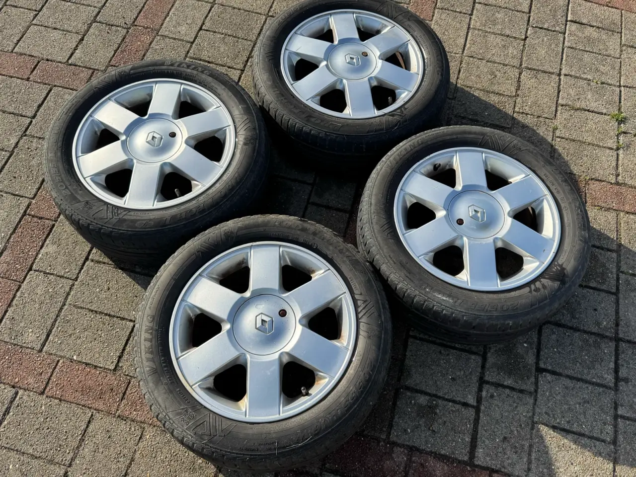 Billede 1 - Renault Megane originale alufælge sælges