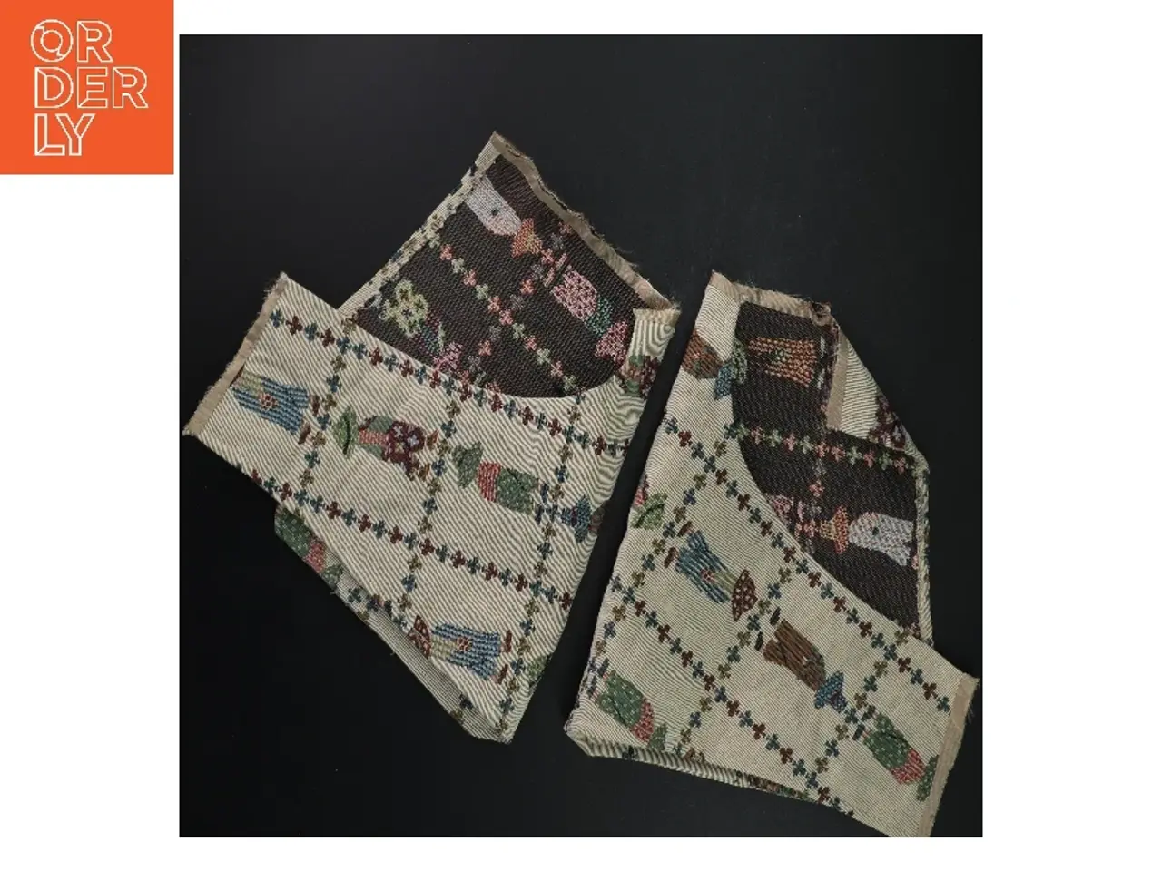 Billede 1 - Forstykker til vest (str. 47 x 25 cm)