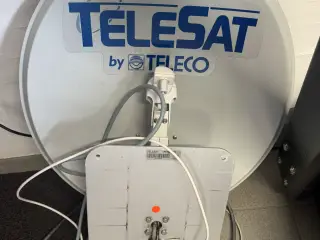 Telesat motorstyret satellit, boks og 22” fjernsyn