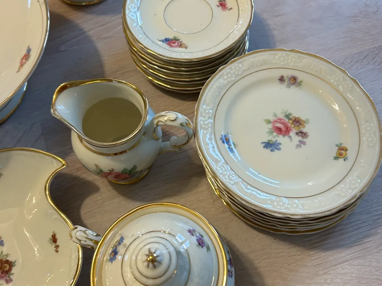 Billede 4 - Guldborg kaffestel til 8 pers