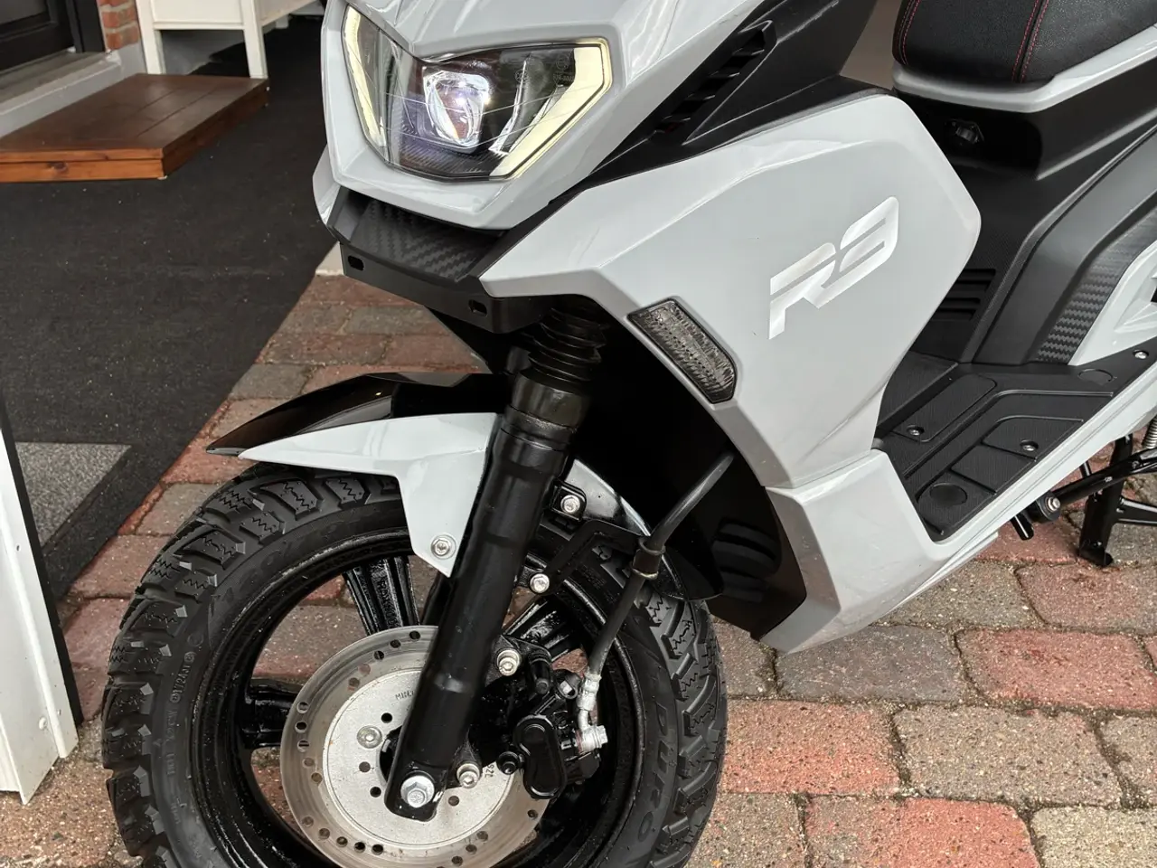 Billede 5 - Vga R3, 30 km El scooter 2024