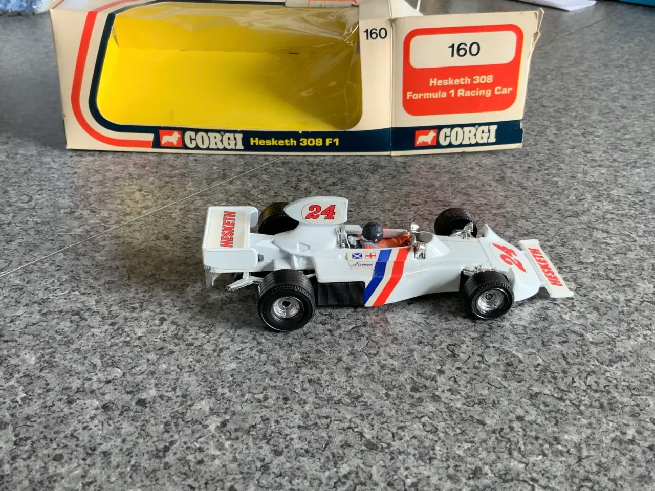 Billede 4 - Modelbil Corgi Toys no. 160, Hesketh 308 F1