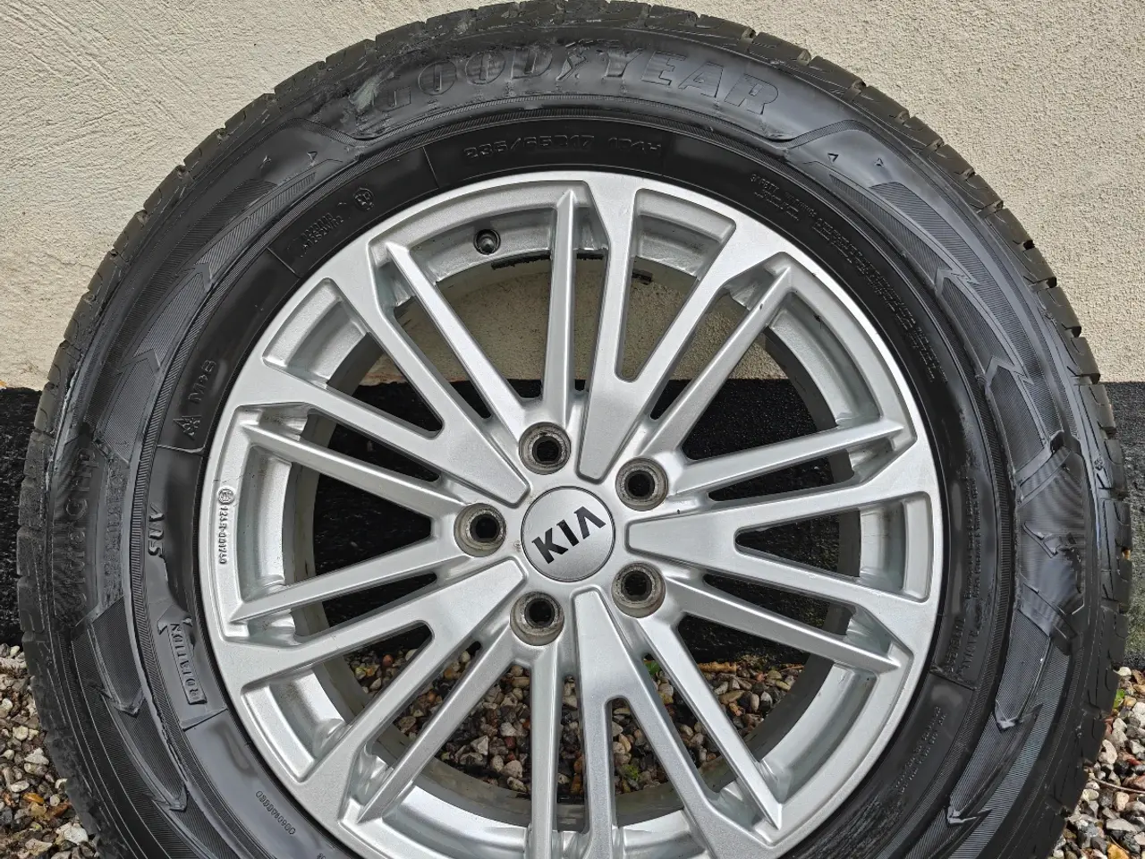 Billede 5 - KIA fælge med vinterdæk