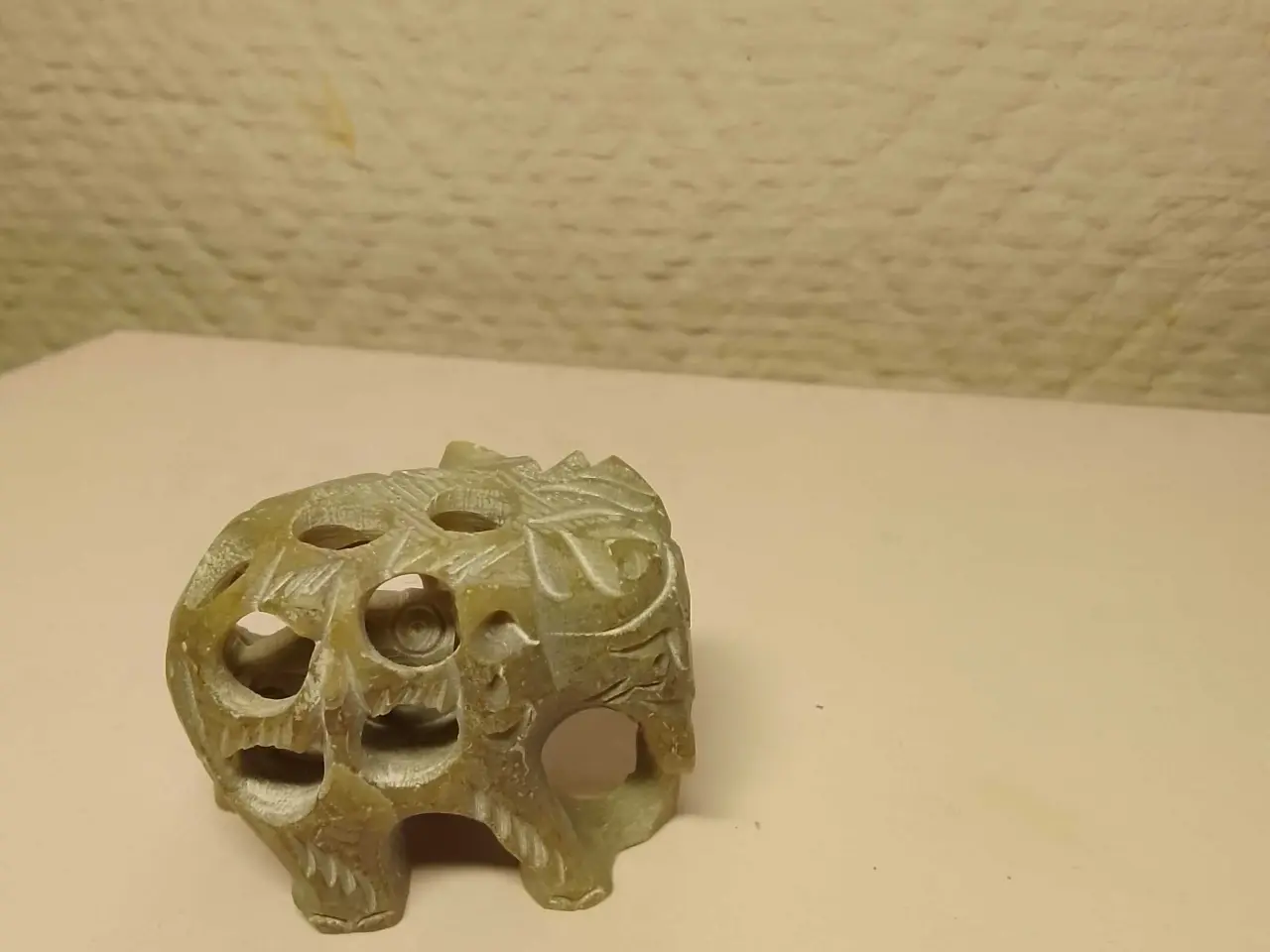 Billede 12 - Miniature elefant til fx sættekasse. I sten