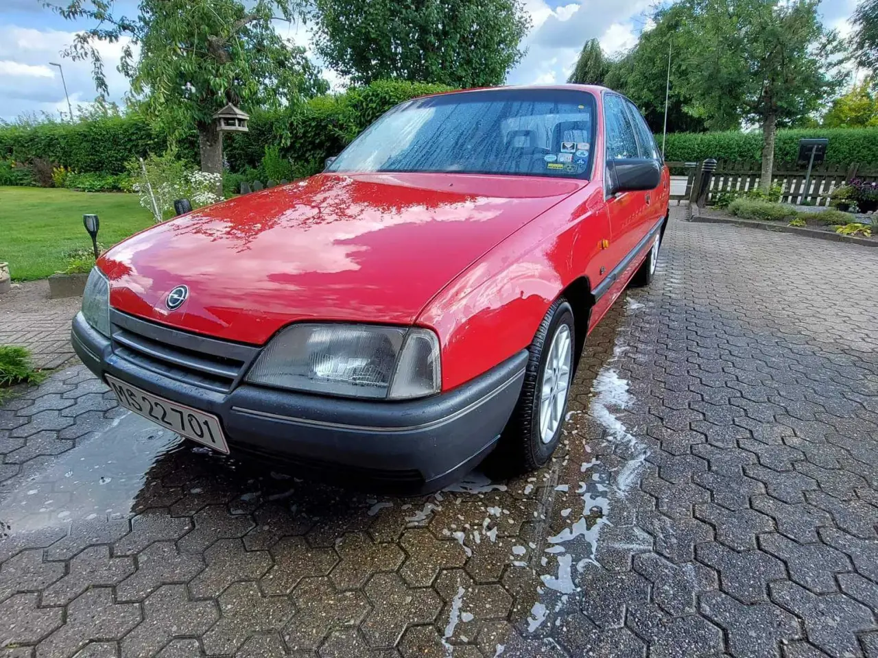 Billede 2 - Opel Omega Veteran – En Tidskapsel på Hjul.