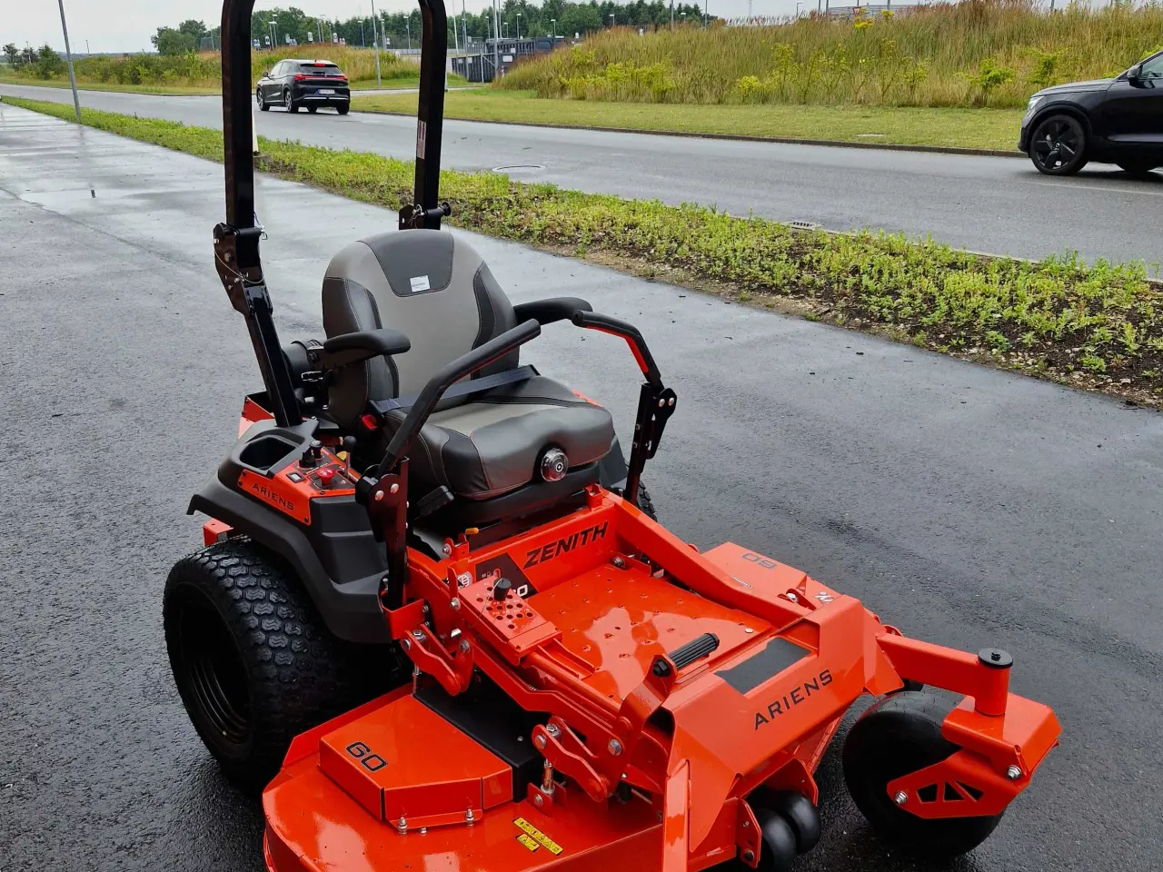 Billede 3 - Ariens ZENITH PRO Zero-turn (Ex. moms) 
