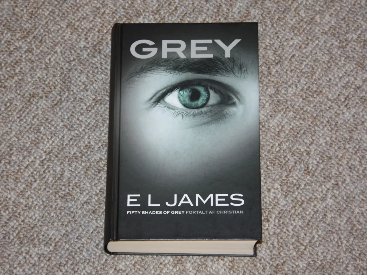 Billede 3 - Fifty Shades Gray, Fanget af E L James