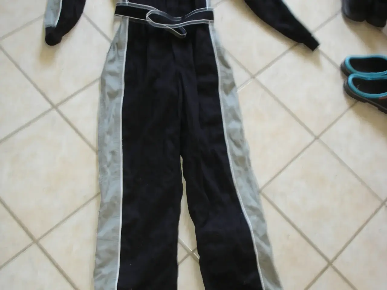 Billede 3 - Motorsports køredragt.XL.