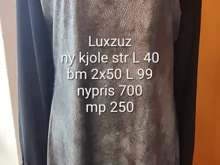 One Two & Luxzuz kjole str L 40