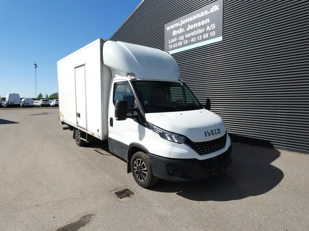 Billede 1 - Iveco Daily 35S16 3750mm 2,3 D m/Alukasse med lift Hi-Matic 156HK Ladv./Chas. 8g Aut.