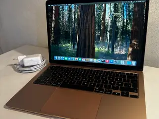 MacBook Air 13” 2020 guld 512GB SSD