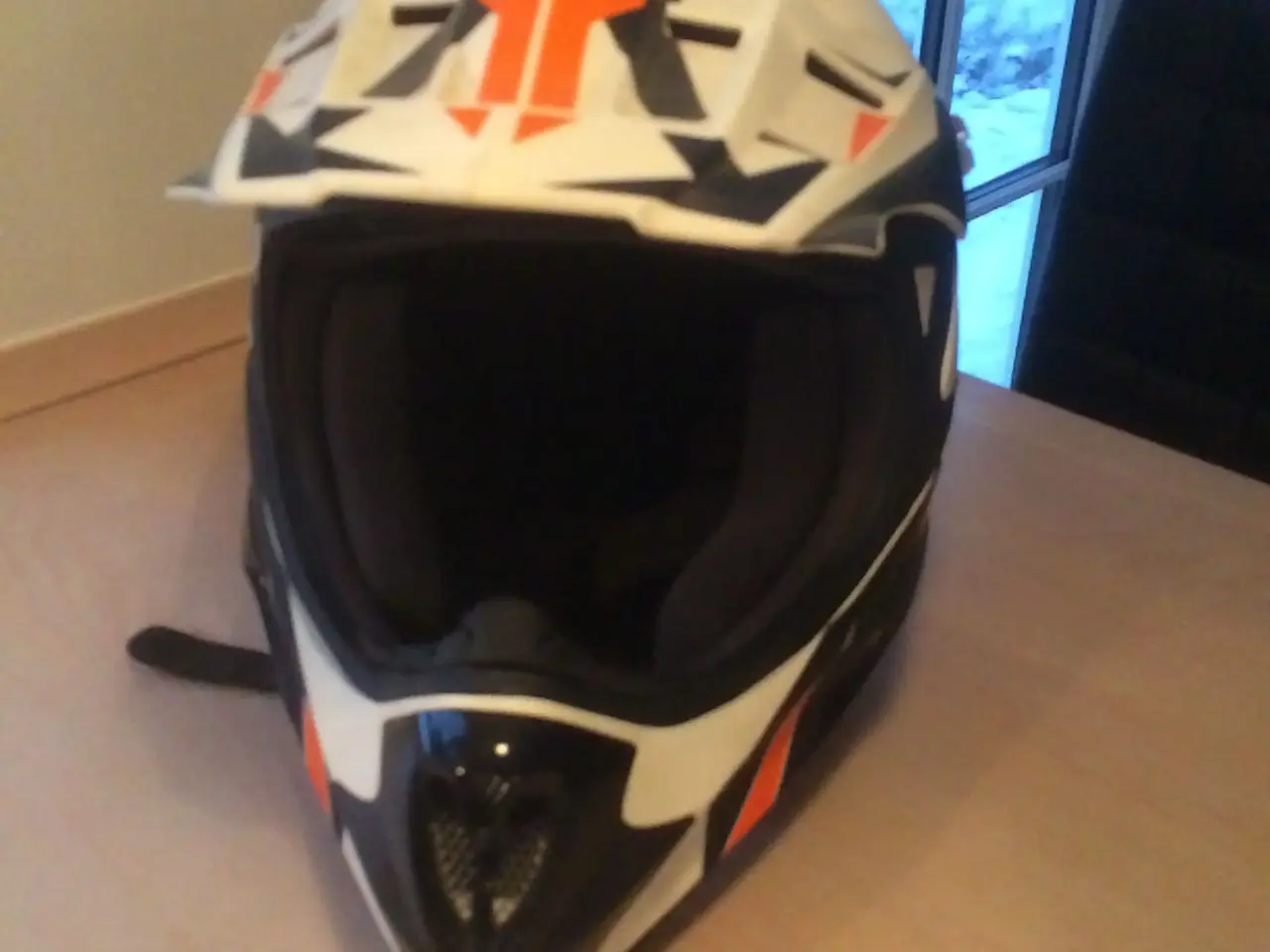 Billede 2 - Cross hjelm str. L ( 59 - 60 cm )