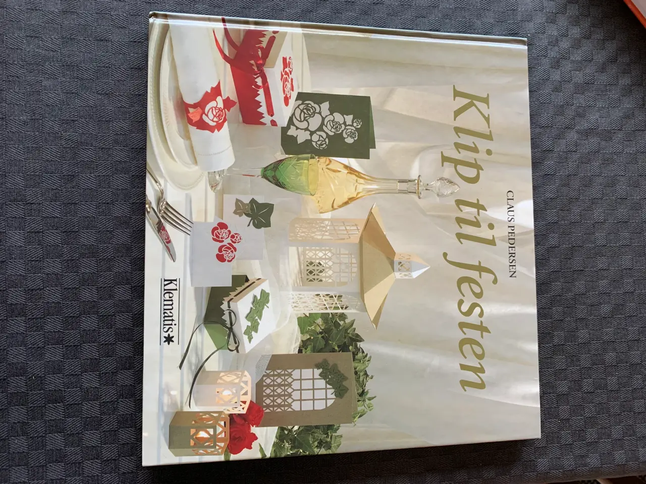 Billede 1 - Bog: Klip til festen