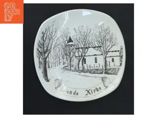Mindeplade med motiv af Sande Kirke (str. 21x21 cm)