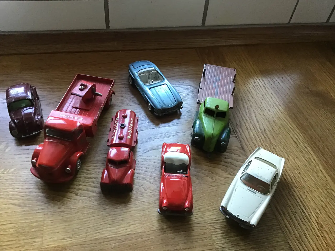 Billede 2 - Teknobiler 7 stk og 1 stk DINKY