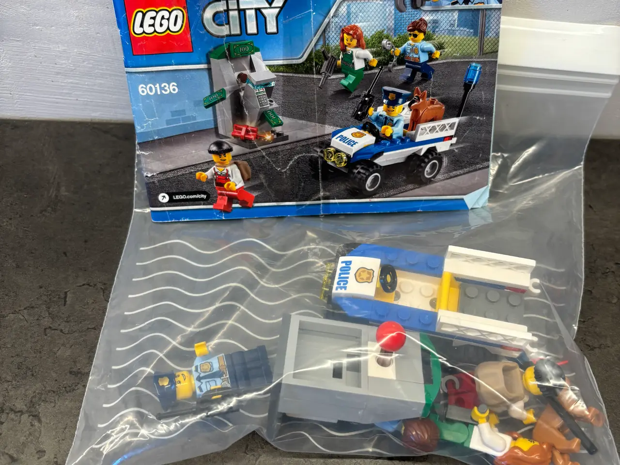 Billede 6 - 8 x LEGO City sæt inkl. 18 minifigurer