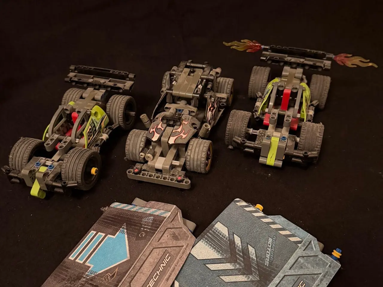 Billede 1 - LEGO Technic pull-back racerbiler – 3 stk.