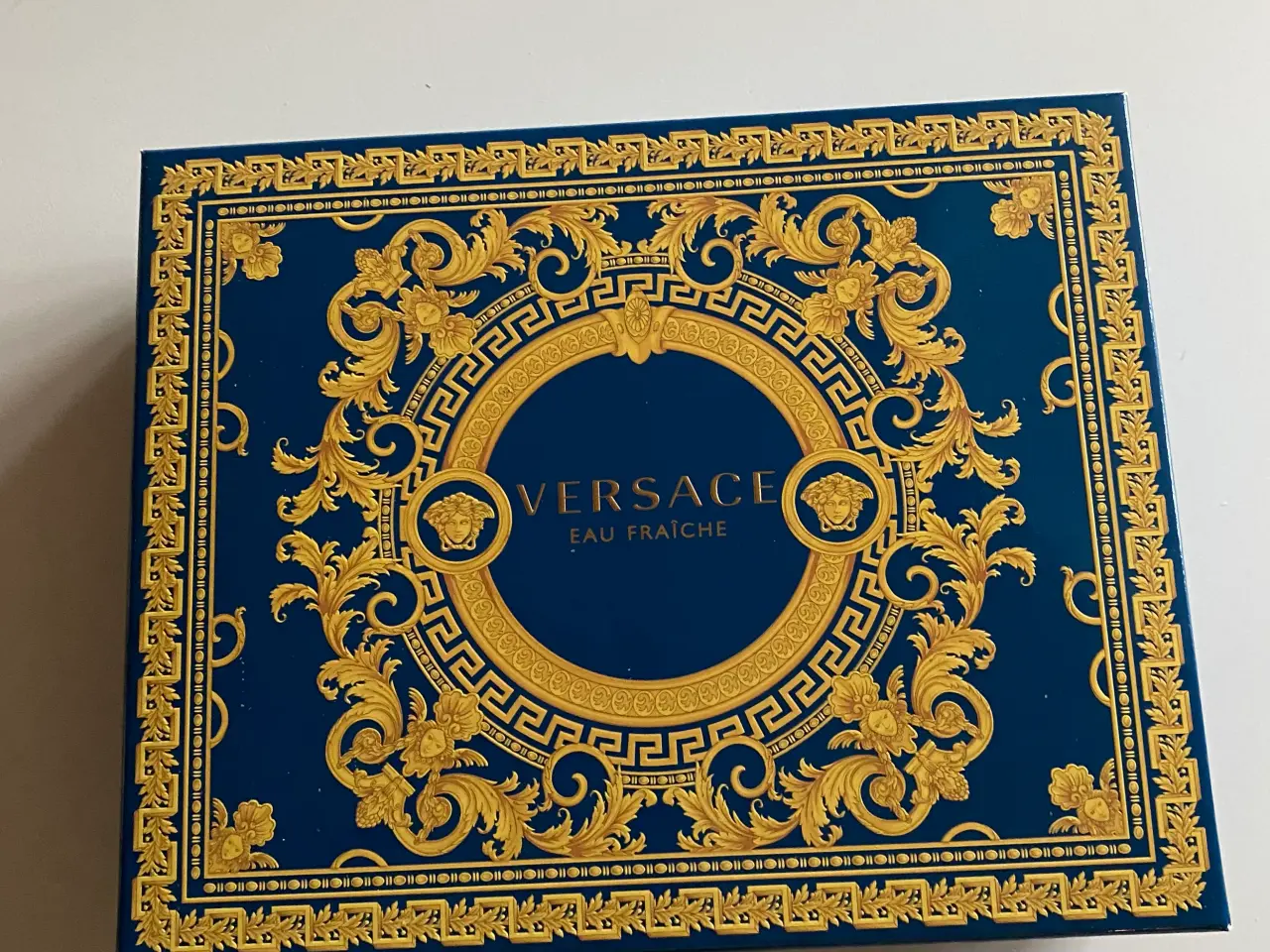 Billede 2 - Versace Eau Fraîche Herre eau de tGavesæt 50 ml bl