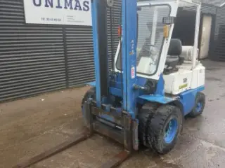 Semi-Terrænggående gaffeltruck