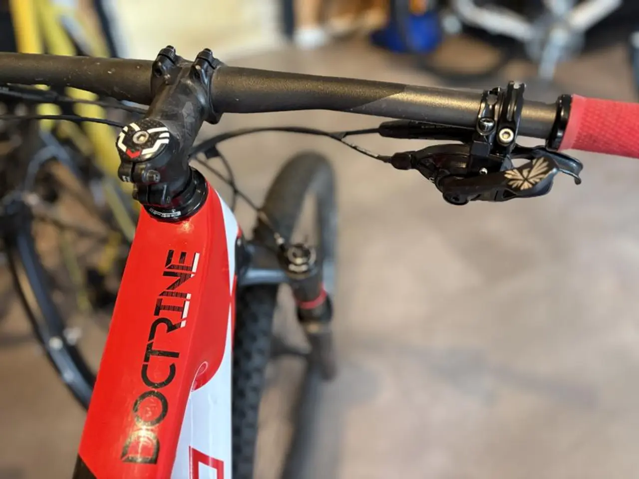 Billede 3 - Felt Doctrine 3 carbon MTB 29", str. M (17"), SRAM