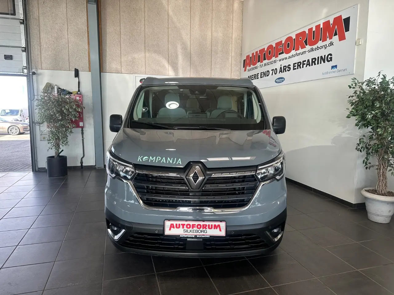 Billede 2 - Renault Trafic 2,0 dCi 170 Kompanja aut.