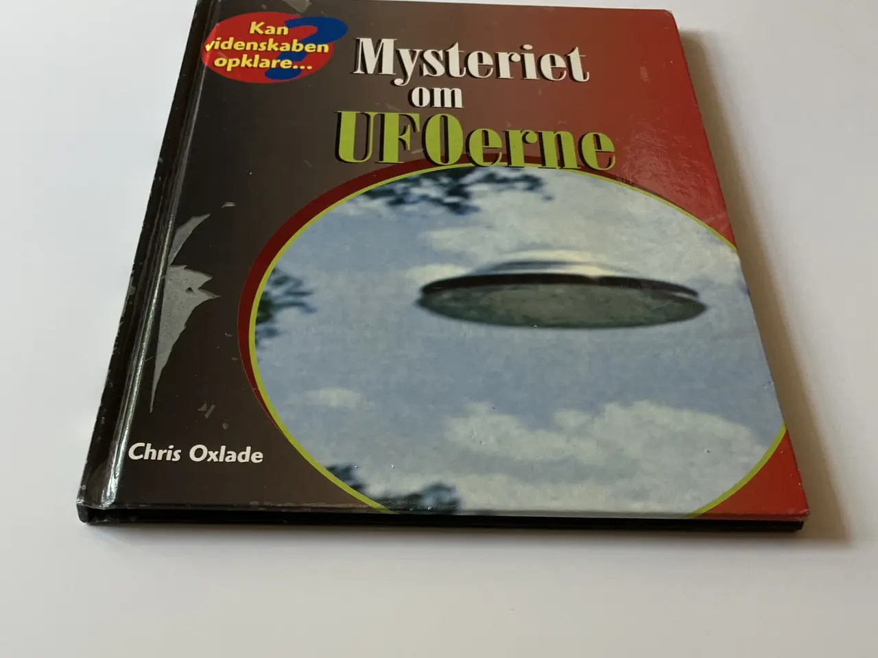 Billede 4 - Mysteriet om UFOerne. Af Chris Oxlade