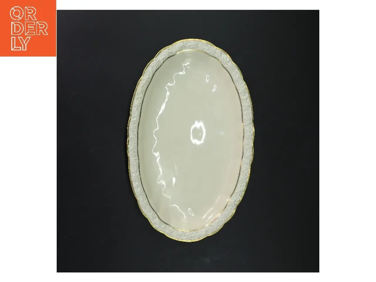 Billede 2 - Porcelænsfad med guldkant fra Edelweiß (str. 28,5x18 cm)