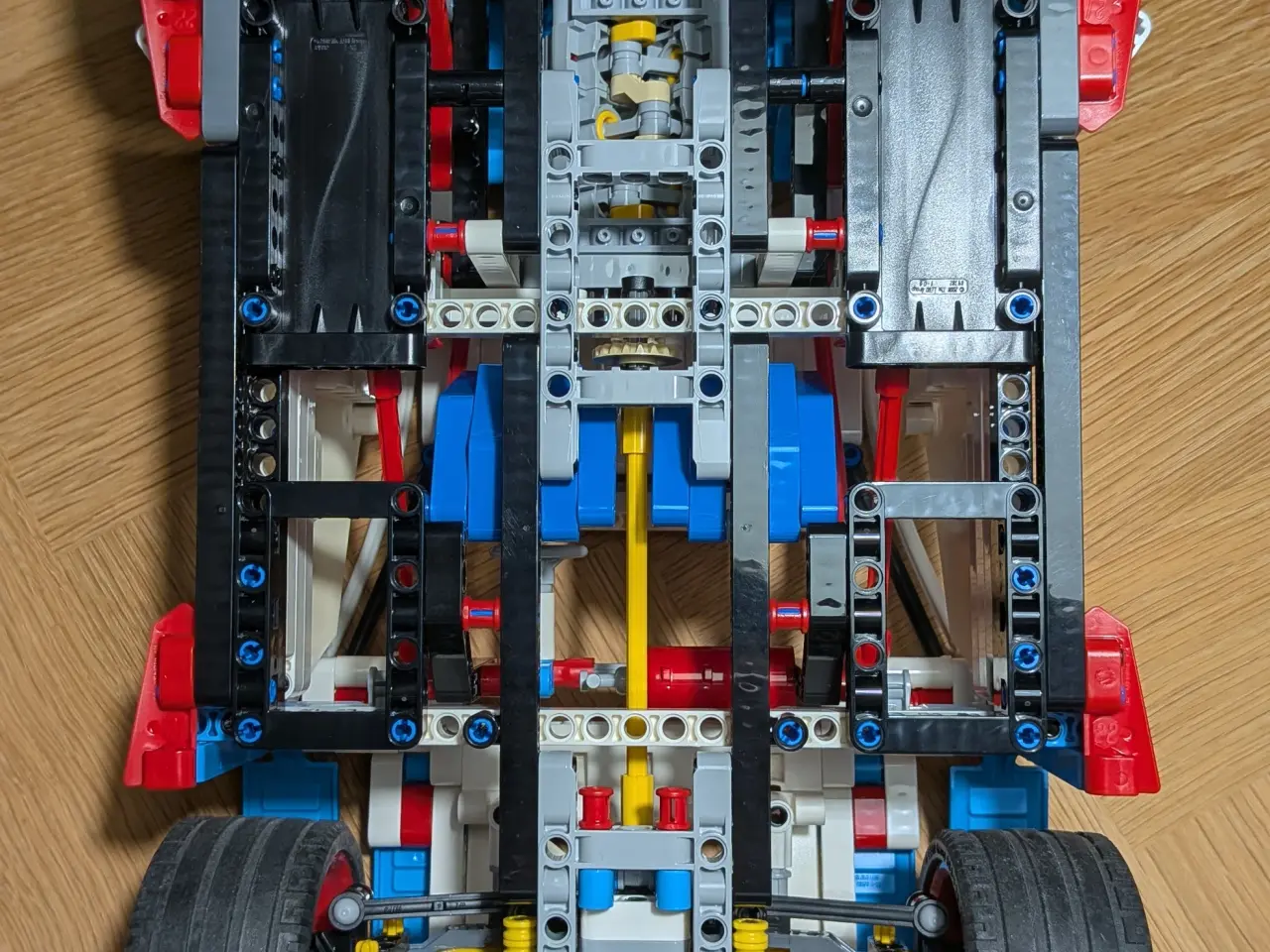 Billede 5 - Lego 42077 - Rallybil