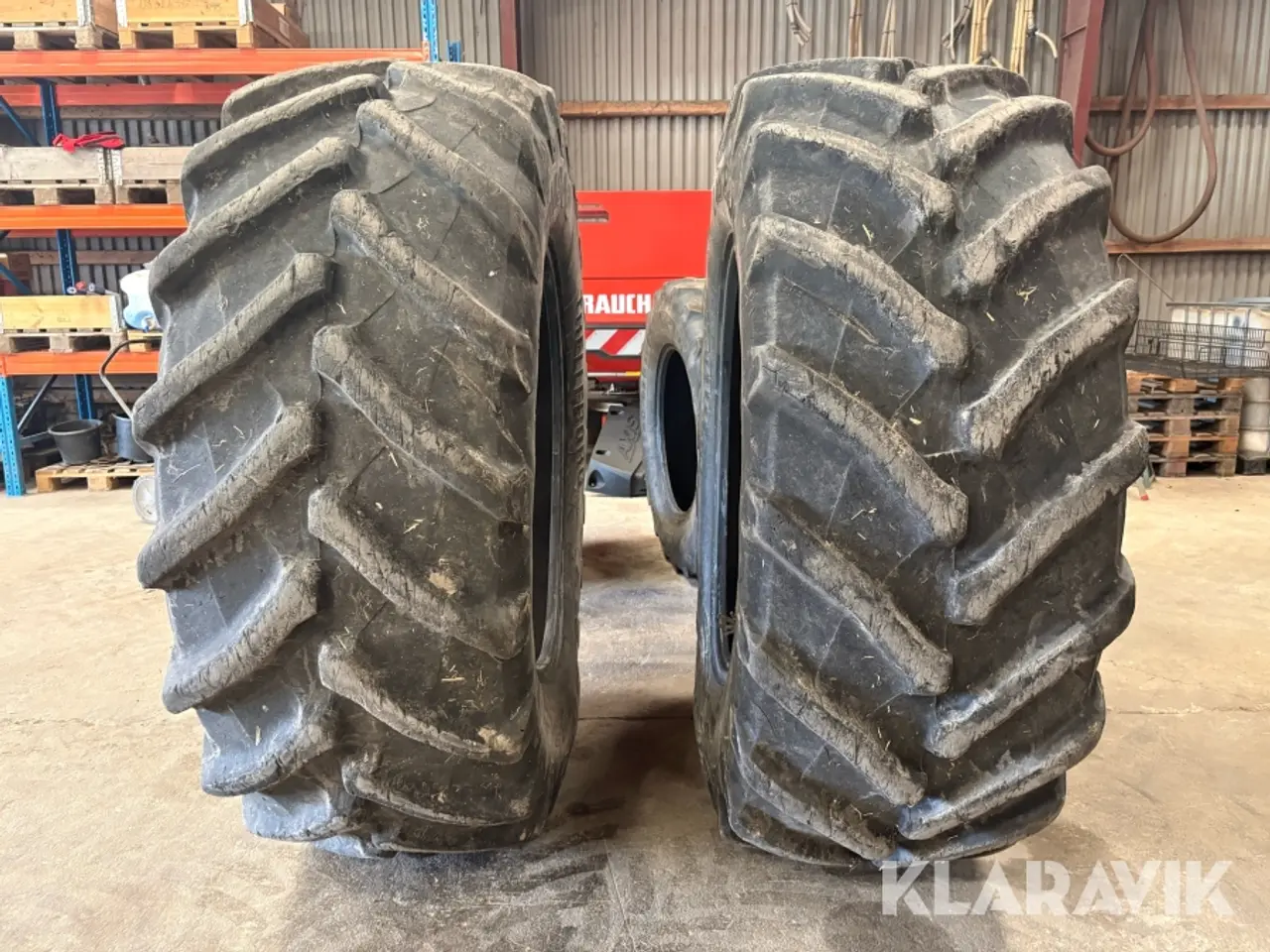 Billede 2 - Traktor dæk Trelleborg & Michelin - 2 styk (650/65R42) & 2 styk (540/65R30)