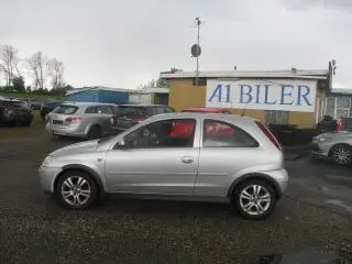 Opel Corsa 1,0 12V Cosmo