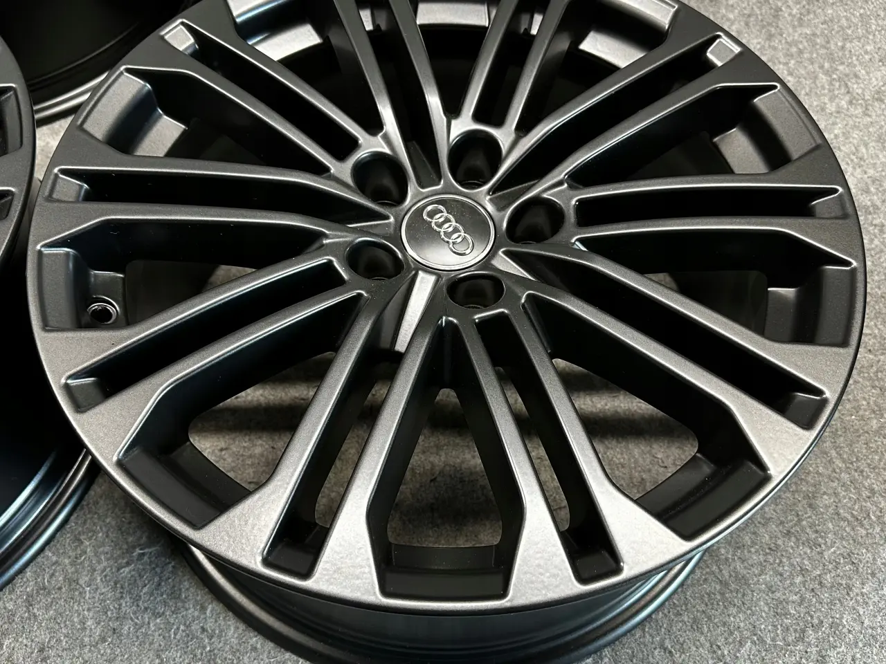 Billede 5 - AUDI A4 8W 8W0 B9 B8 B7 S-LINE 18 8J x 18" 5x112