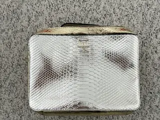 Victoria Secret makeup taske