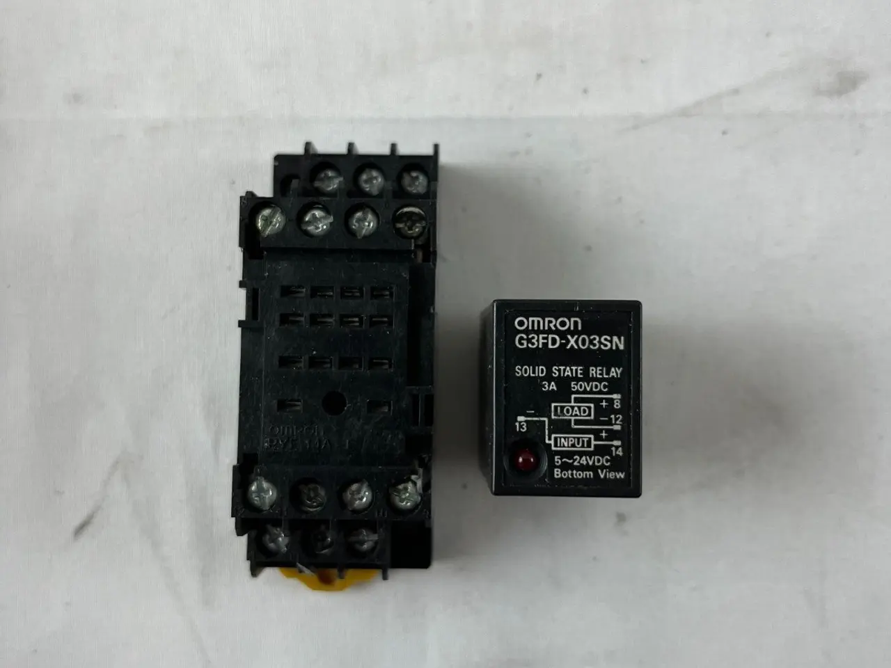 Billede 2 - Omron G3FD-X03SN Solid State relæ + Socket Bulk