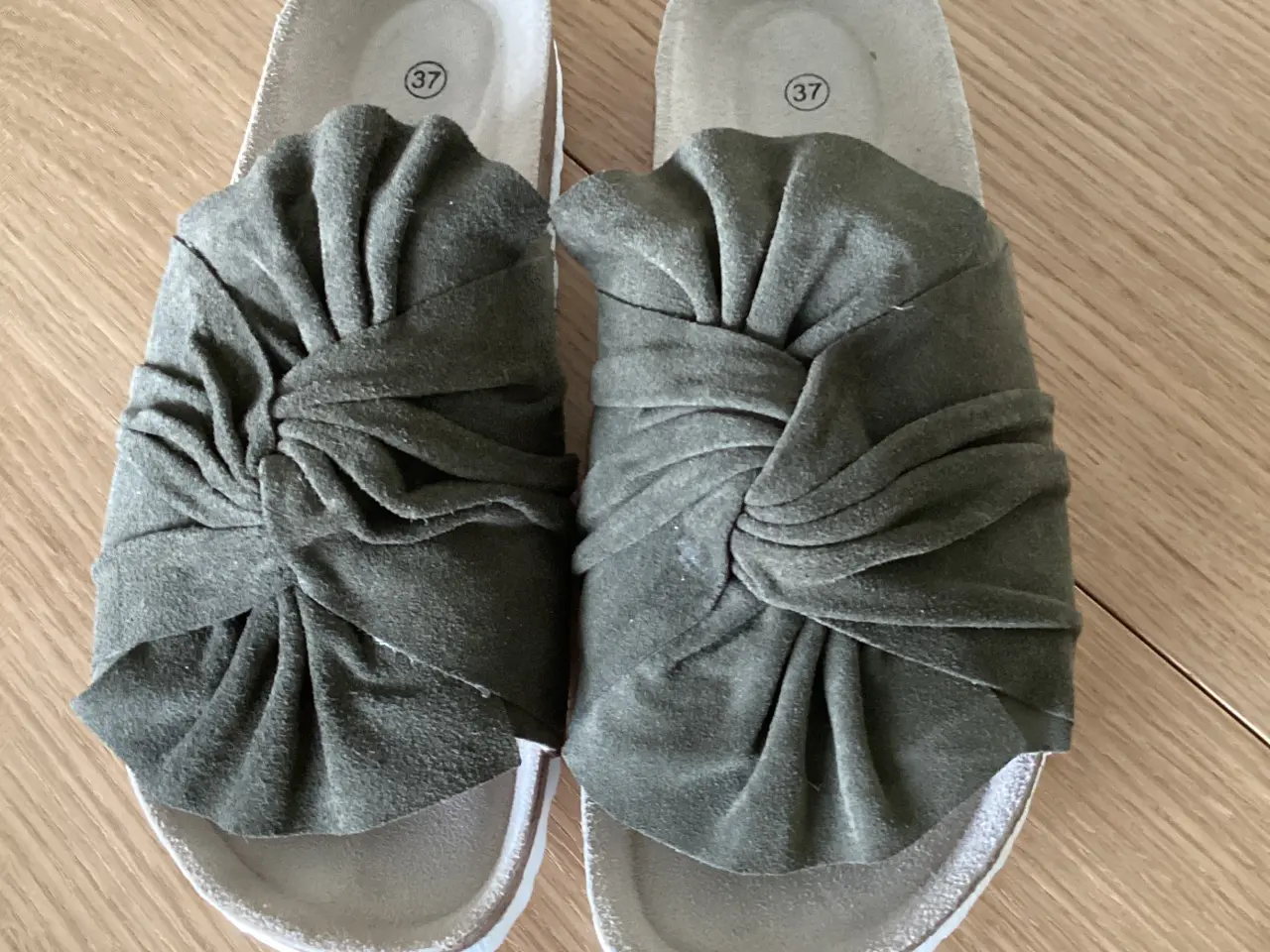 Billede 1 - Sandaler