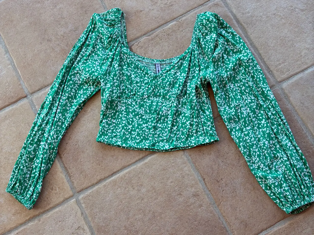 Billede 1 - FB Sister bluse str. L